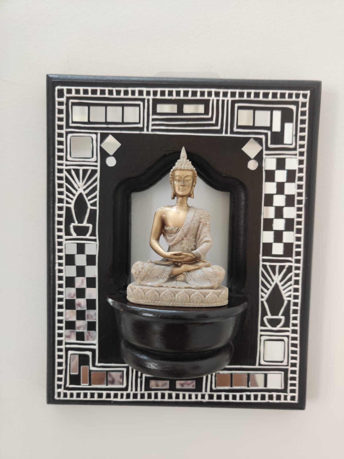 Lippan Art Style Maadam - Dark Brown - Intricate Form - Single Piece