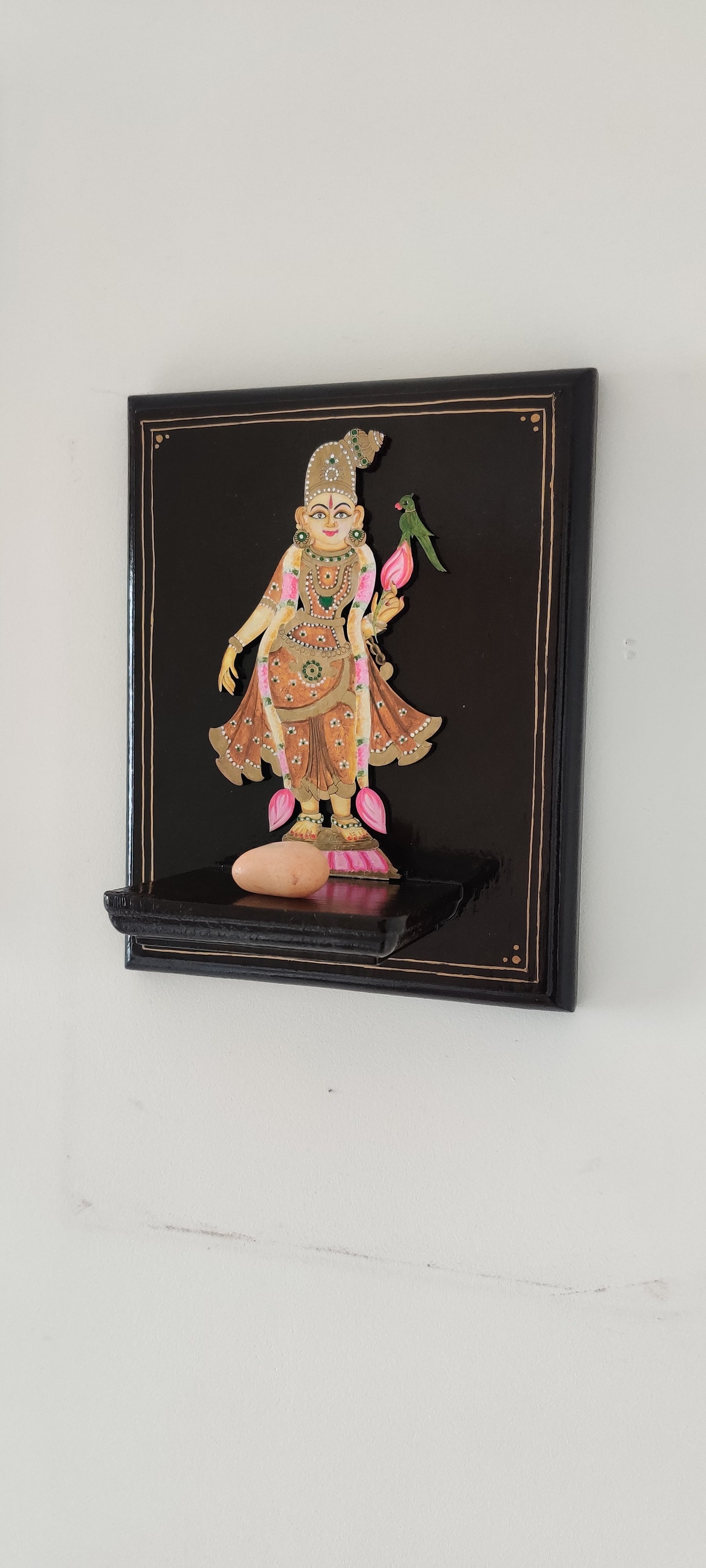 Andal - A Timeless Grace - Vintage Style