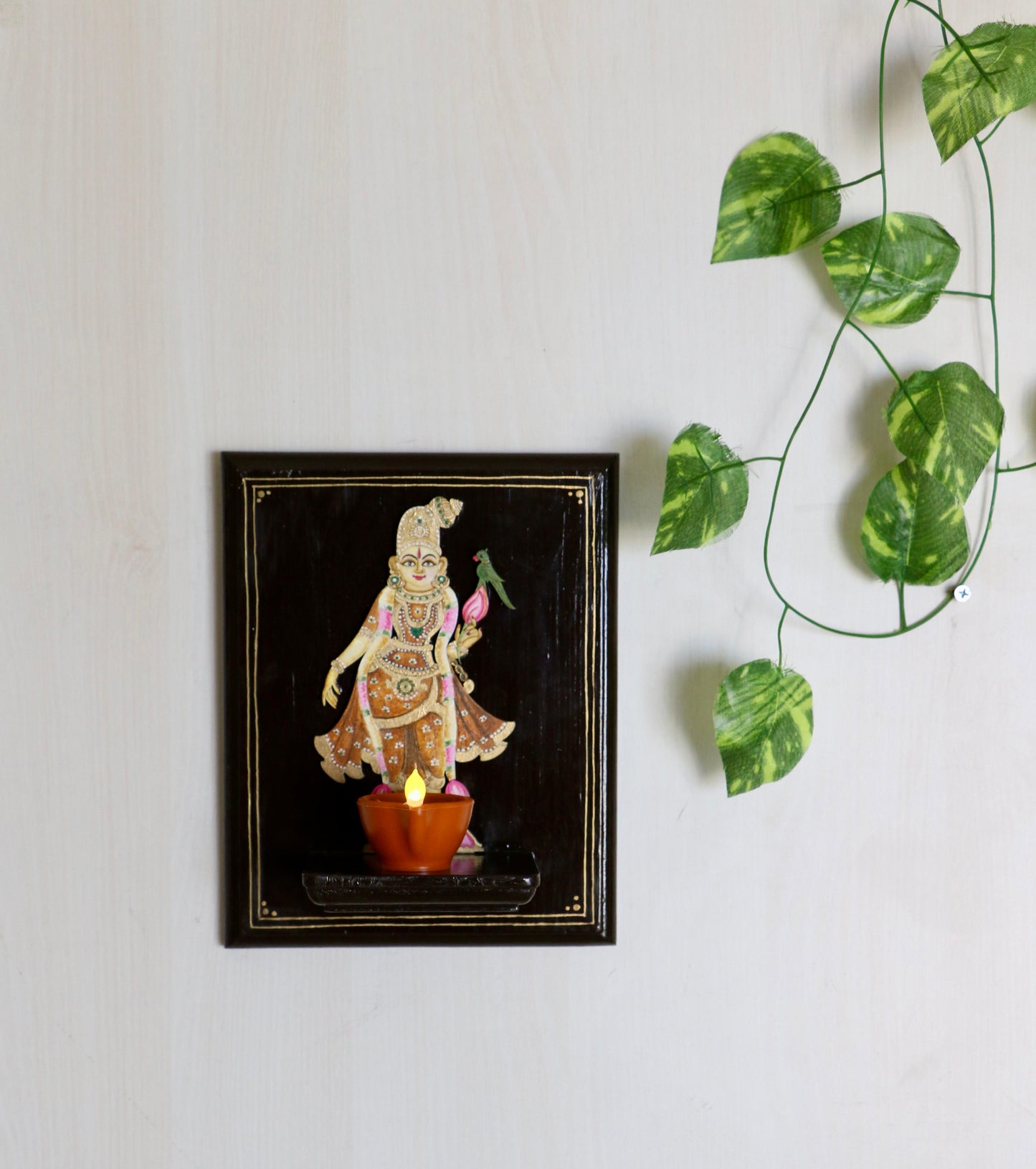 Andal - A Timeless Grace - Vintage Style