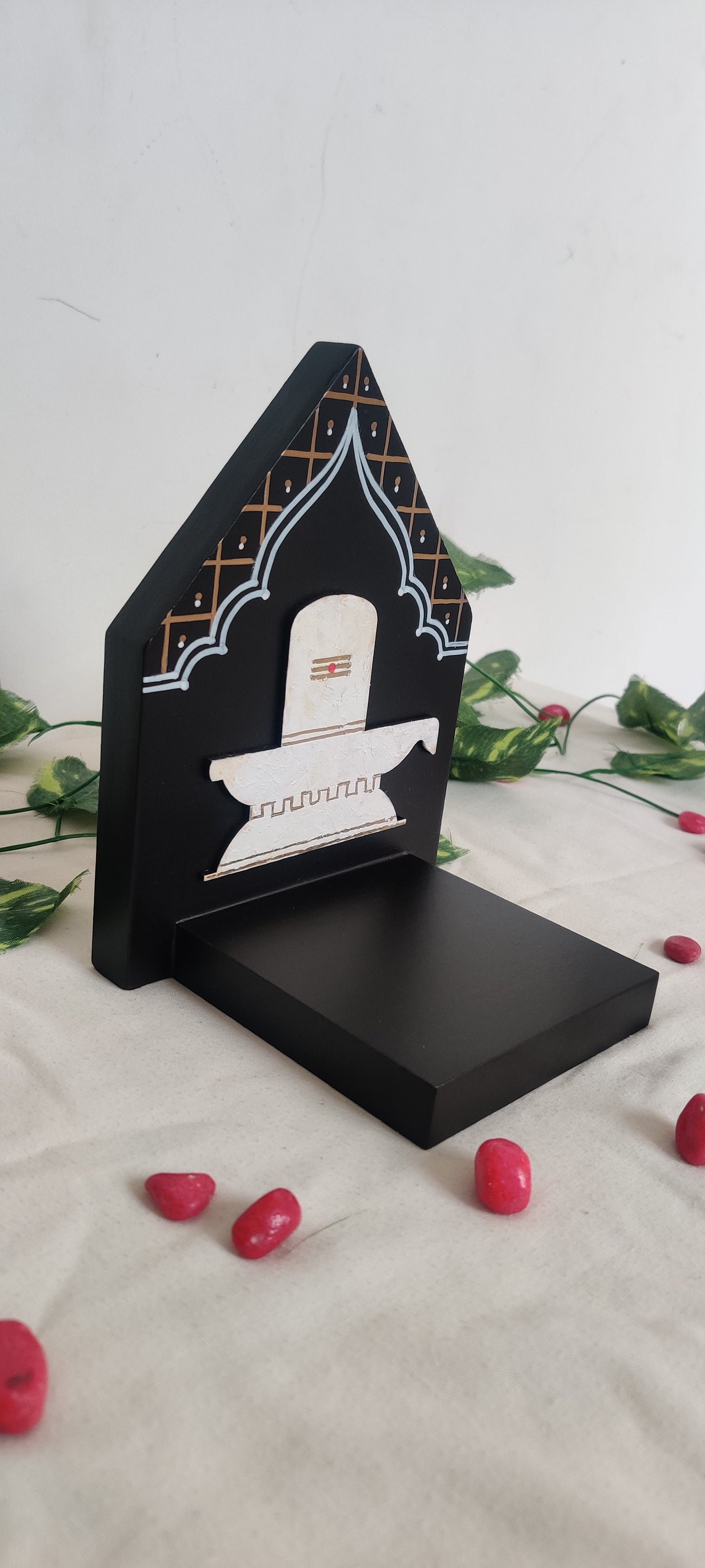 Kutty Maadam - Dark Brown - Temple Arch Lingam - Single Piece